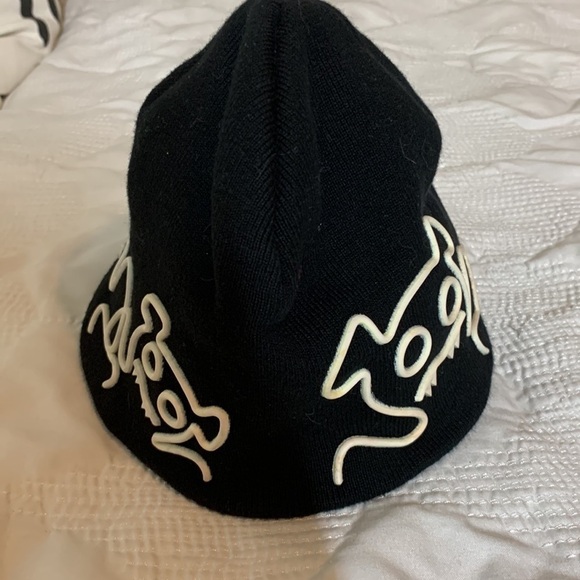 Trespass monster Beanie - Picture 4 of 6